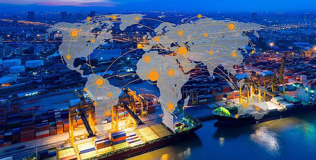 2025年上半年中国外贸物流解析：出口增长7.2%与进口下降2.7%的剪刀差压力