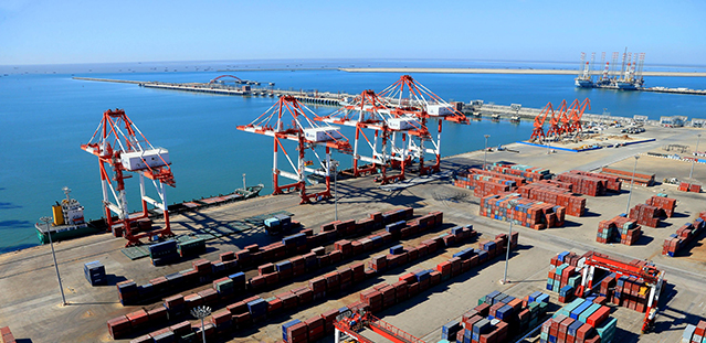 从辽宁港口看我国区域性港口群的优化整合发展