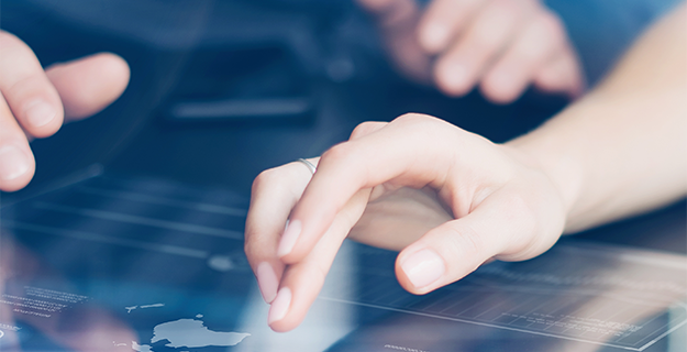 跨境平台“半托管”模式顺势而生，海外仓物流成服装品牌突围第一关